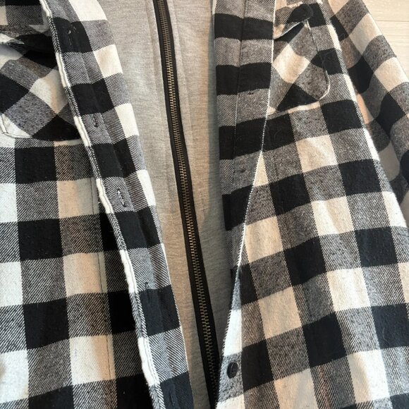Flannel with built in hoodie S - Picture 2 of 7